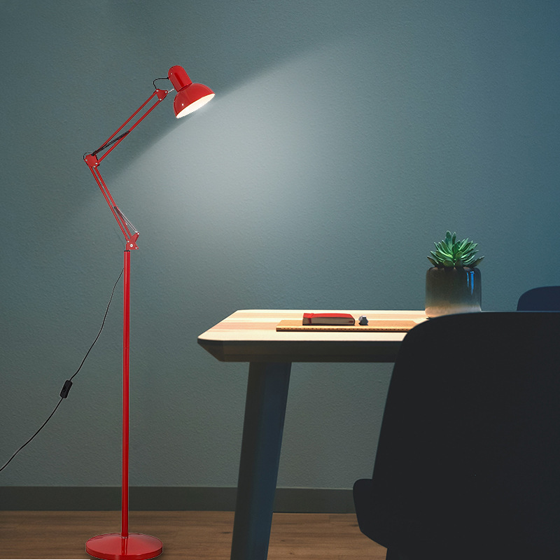 Sparrow Floor Lamp Image 2