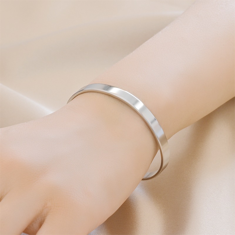 Simple Style Letter Titanium Steel Bangle 1 Piece