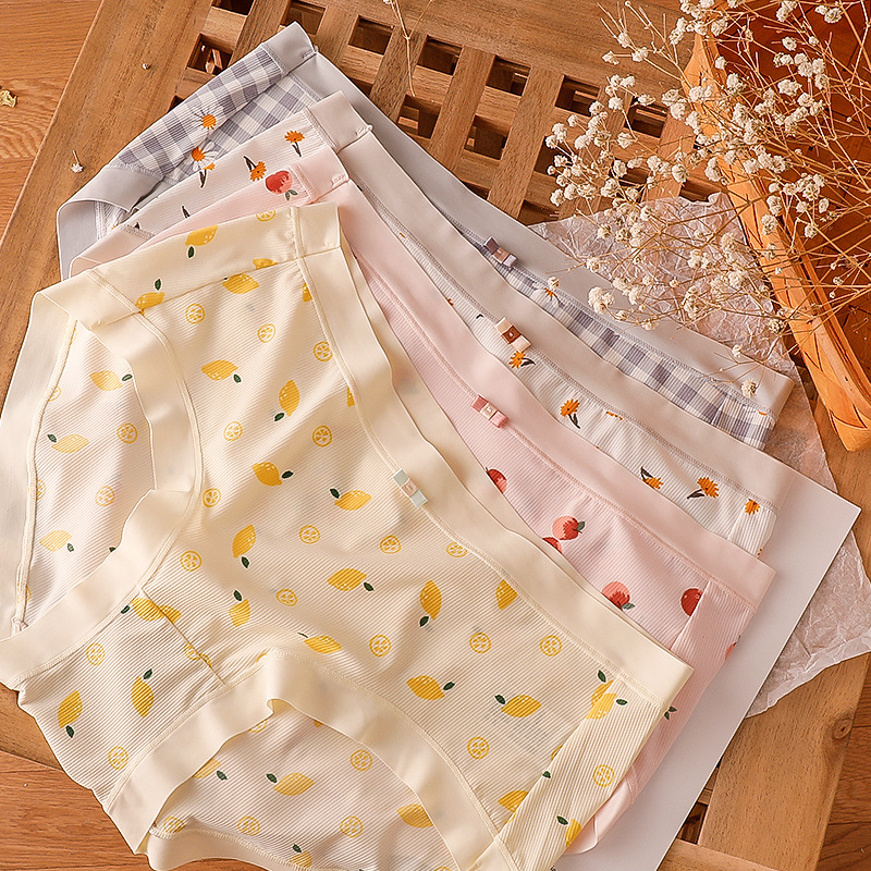 大码胖妹妹200斤提臀女士内裤女冰丝无痕少女薄款透气中腰三角裤