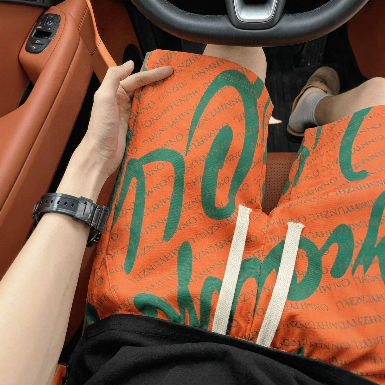 Men's Summer Letter Print Shorts Lightweight Loose Fit 5-Inch Inseam Casual Streetwear Short Pants_viptrois.com