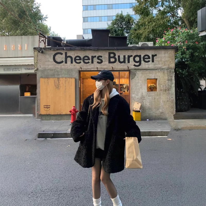 Teddy Black Lambswool Coat Women's Winter Thickened 2024 New Eco-friendly Fur High-grade Sense Fried Street Mid-length