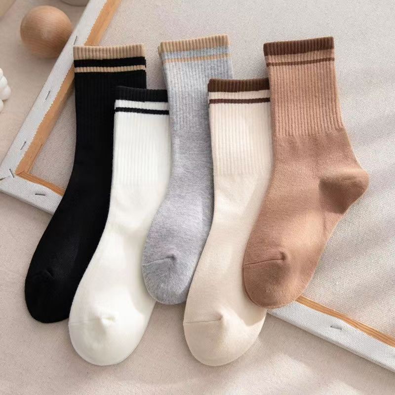 Calcetines absorbentes de sudor de tubo medio, calcetines rayados de invierno y otoño con pantalones de tiburón, calcetines de primavera y otoño calientes, calcetines deportivos antiodores.