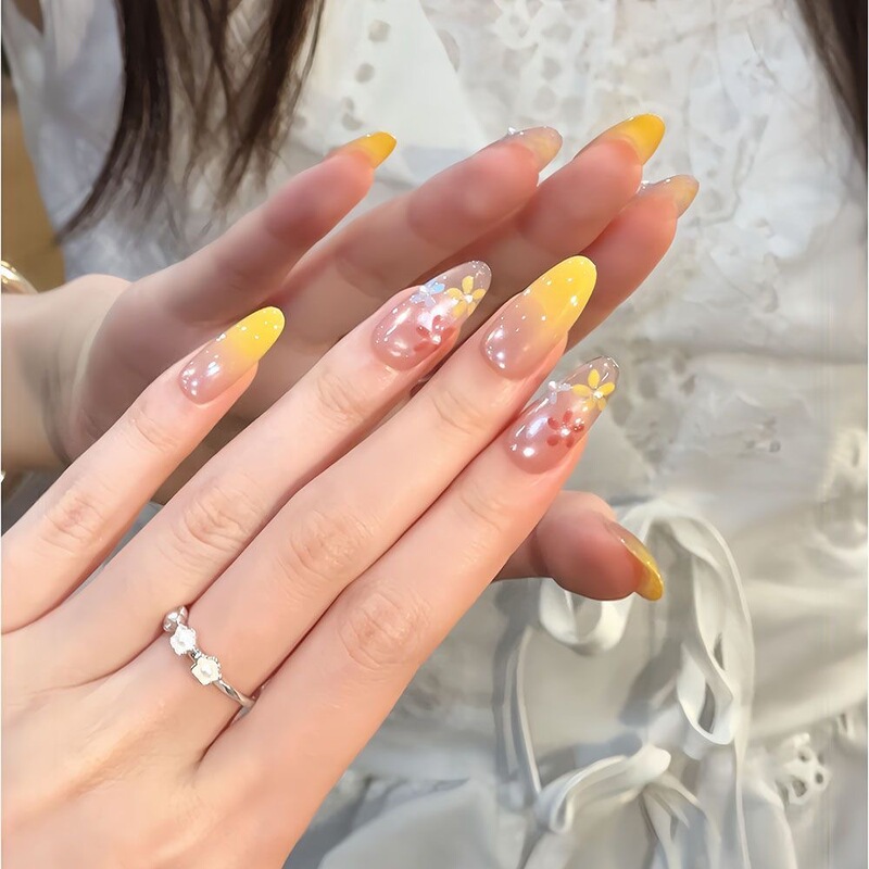 Mid-Length New Style High-End Yellow Gradient Cat-Eye Floral Handmade Light Luxury Wearable Nails Oval Nail Pieces Wholesale