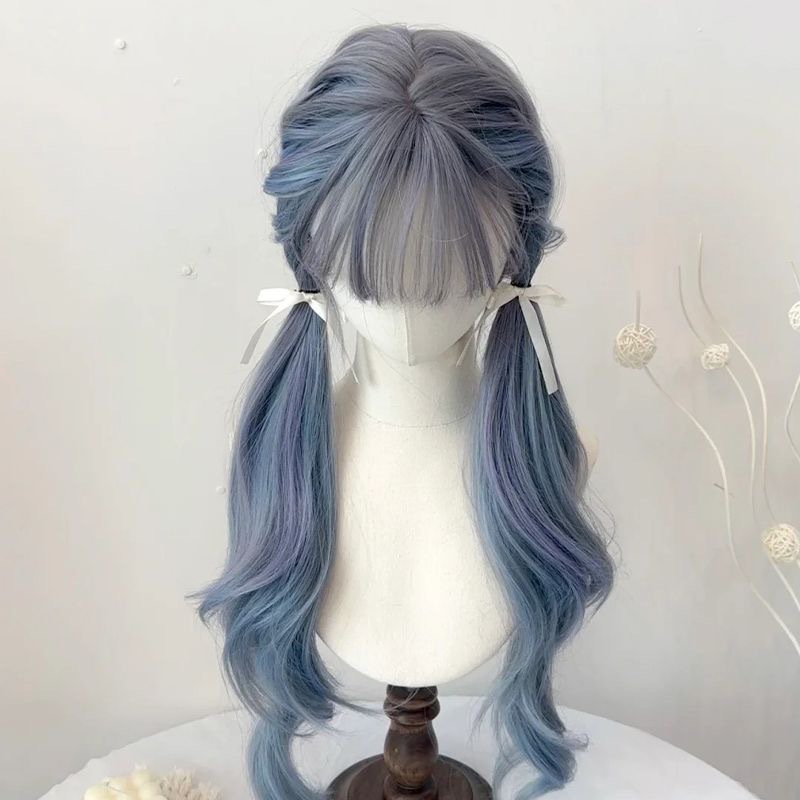 Koni Full Head pitkähiuksinen peruukki Cool Mist Blue ja Purppuran sävyillä, Natural Air otsatukka, tyylikäs ja realistinen