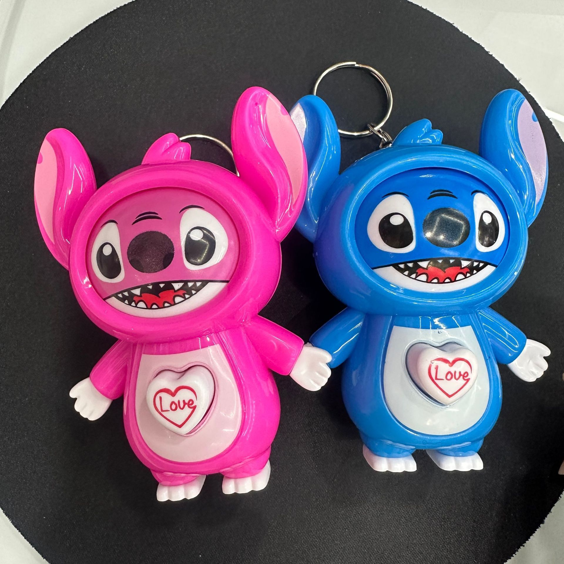Stitch, muñeca que cambia la cara, llavero, juguete creativo, presión automática, muñeca que cambia la cara, decoración de la mano, colgante de emoji