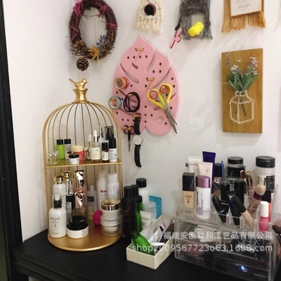 Ins cosméticos estante de almacenamiento jaula de pájaros de hierro forjado estante de escritorio estante de aparador estante de acabado de cuidado de la piel caja de almacenamiento de lápiz labial