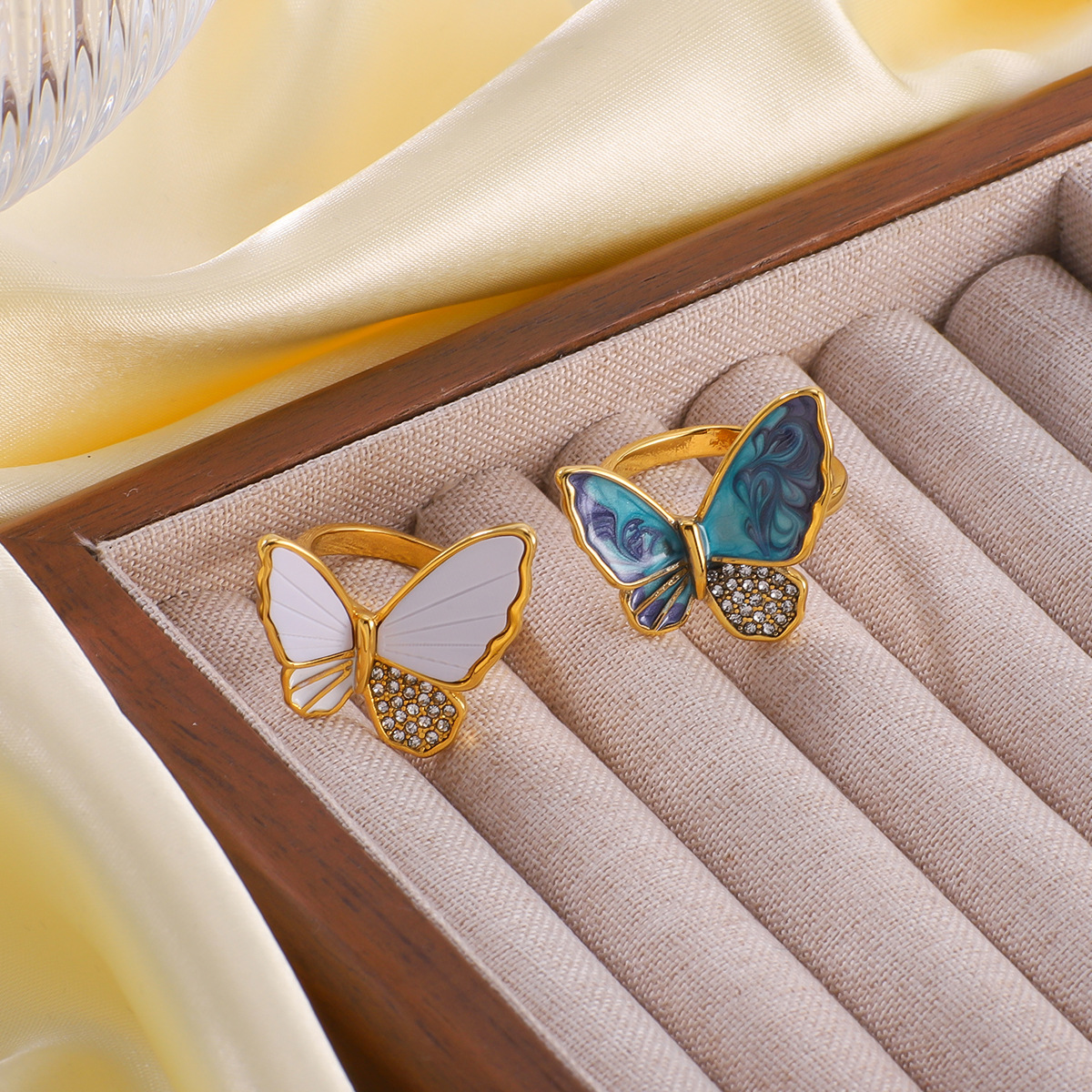 PVD Coated Gold Plating Process 18K Real Gold Plated Plating Material Wholesale Jewelry Vintage Style Butterfly Titanium Steel Plating Open Rings