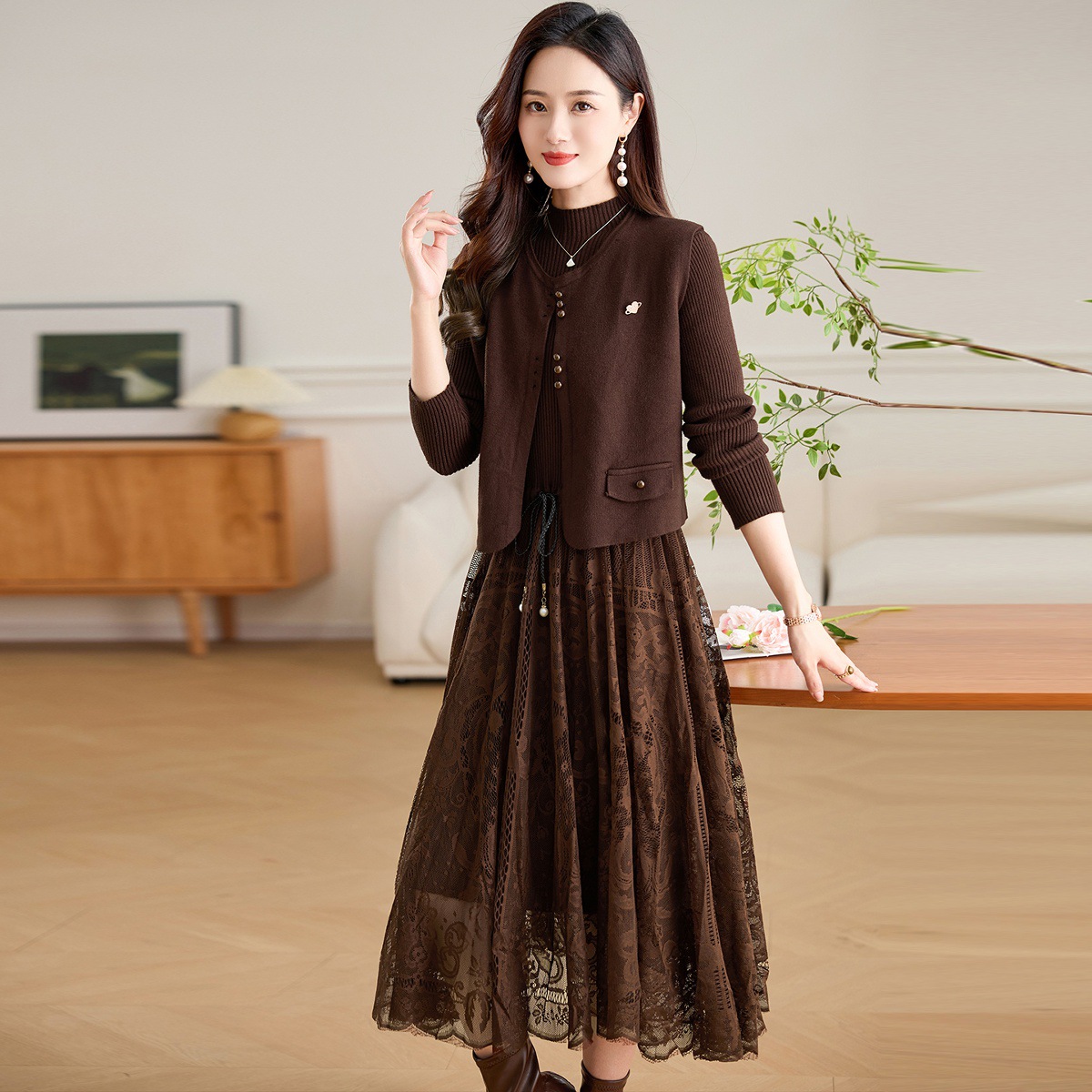 Vestido de tejido de encaje de dos piezas para mujeres de otoño y invierno con abrigo de lana de madres de mediana edad con falda de base image 10