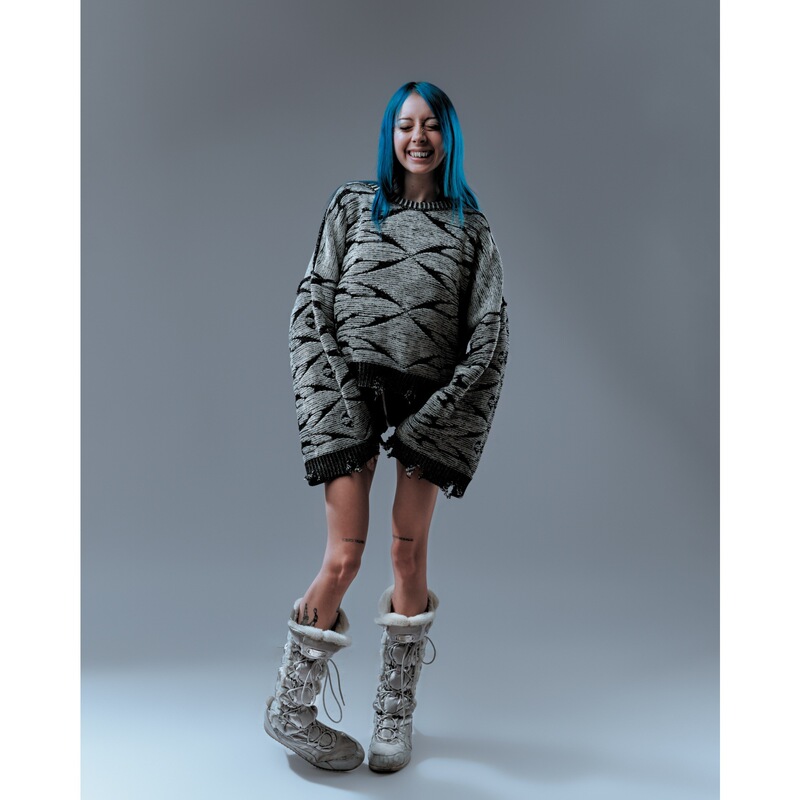 European and American cross-border knit sweater with striped jacquard pattern, round neck, long sleeves, high street style, loose fit, fashionable y2k European and American cross-border knit sweater with striped jacquard pattern, round neck, long sleeves, high street style, loose fit, fashionable y2k