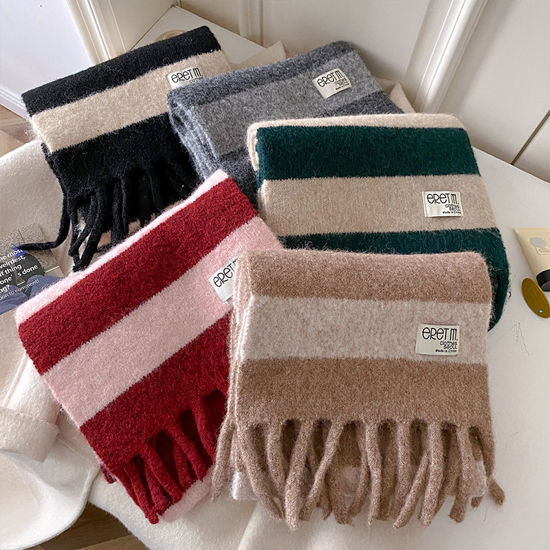 Selected Australian Wool Blend Black Khaki Plaid Scarf British Style Unisex Couple Style Warm Scarf