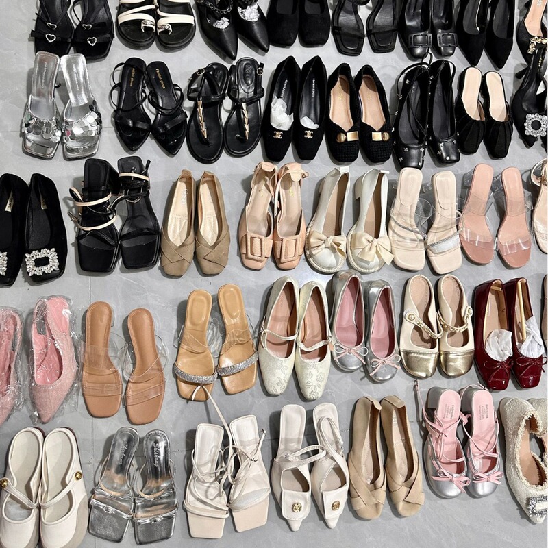 Big Sale Processing Shoes, Inventory Shoes, Sandals, Slippers, Flats, High Heels, Boots, Snow Boots, Random Sizes Will Be Sent