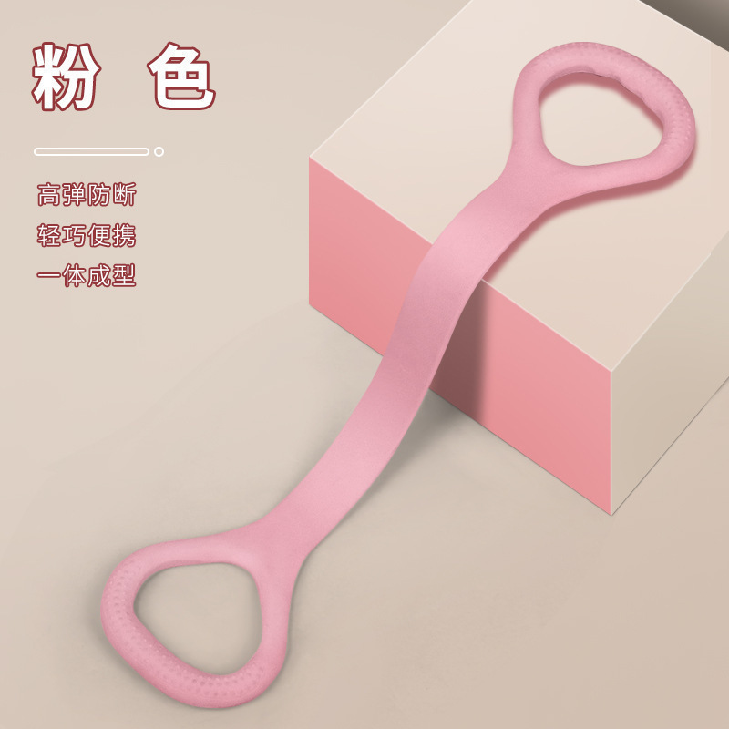 引力器の女性は背中を開けて弾力性を持っています。|undefined
