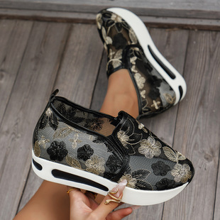 Spring and Autumn New embroidered mesh single-layer shoes wedge platform slip-on casual shoes foreign trade plus size mesh breathable casual shoes