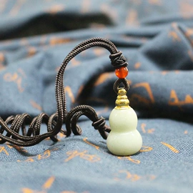 吊坠;宝石工艺品;天然玉石项饰