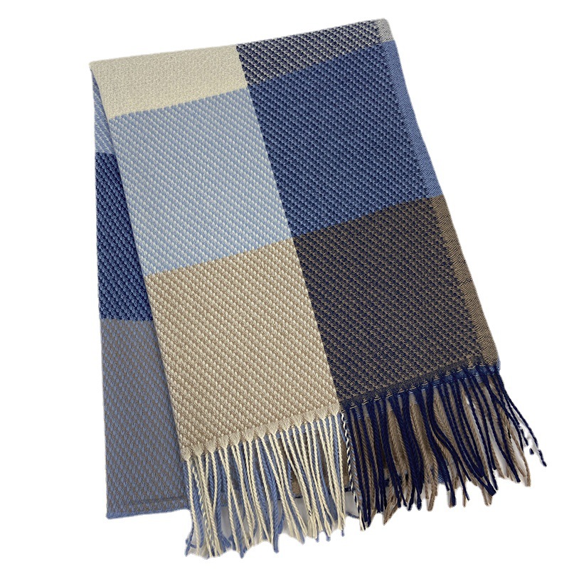 Otoño e Invierno nueva bufanda a cuadros moda femenina todo a juego Corea del Sur estudiante pareja chal Cachemira borla bufanda al por mayor