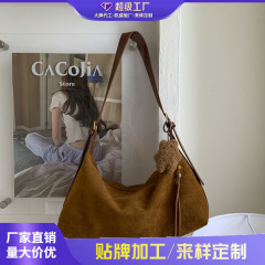 跨境大容量磨砂复古包包女秋冬2025新款单肩斜挎包百搭通勤饺子包