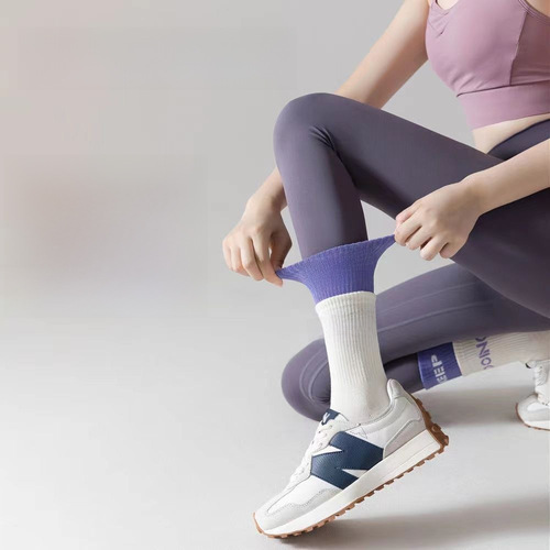 Professional non-slip sports socks for women yoga running fitness multi-functional mid-tube solid color cotton floor socks