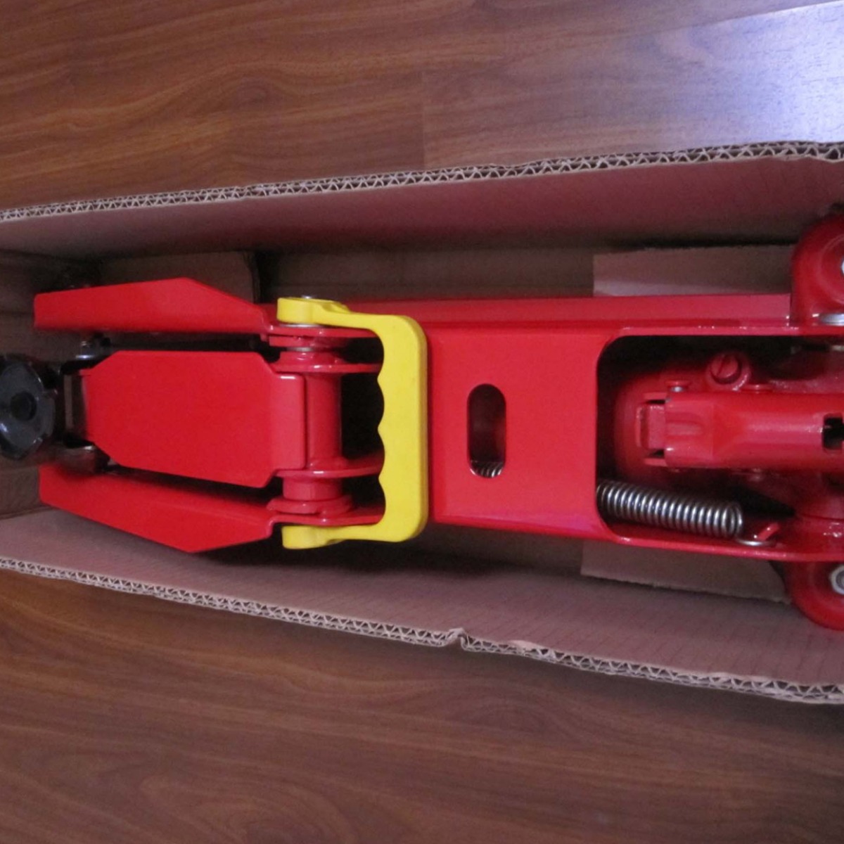 车用千斤顶2吨卧式液压千斤顶汽车用小轿车千斤顶油压车