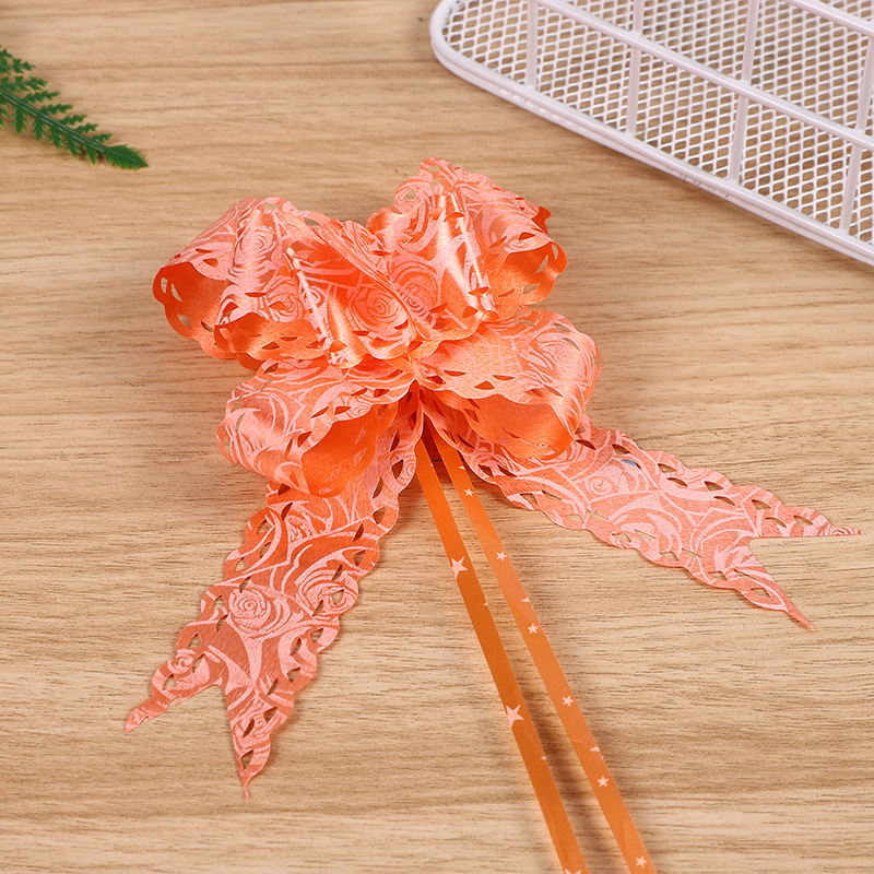 Comercio exterior Venta caliente 30 hueco impreso encaje dibujado a mano flor Navidad cumpleaños regalo embalaje arco dibujado flor cinta