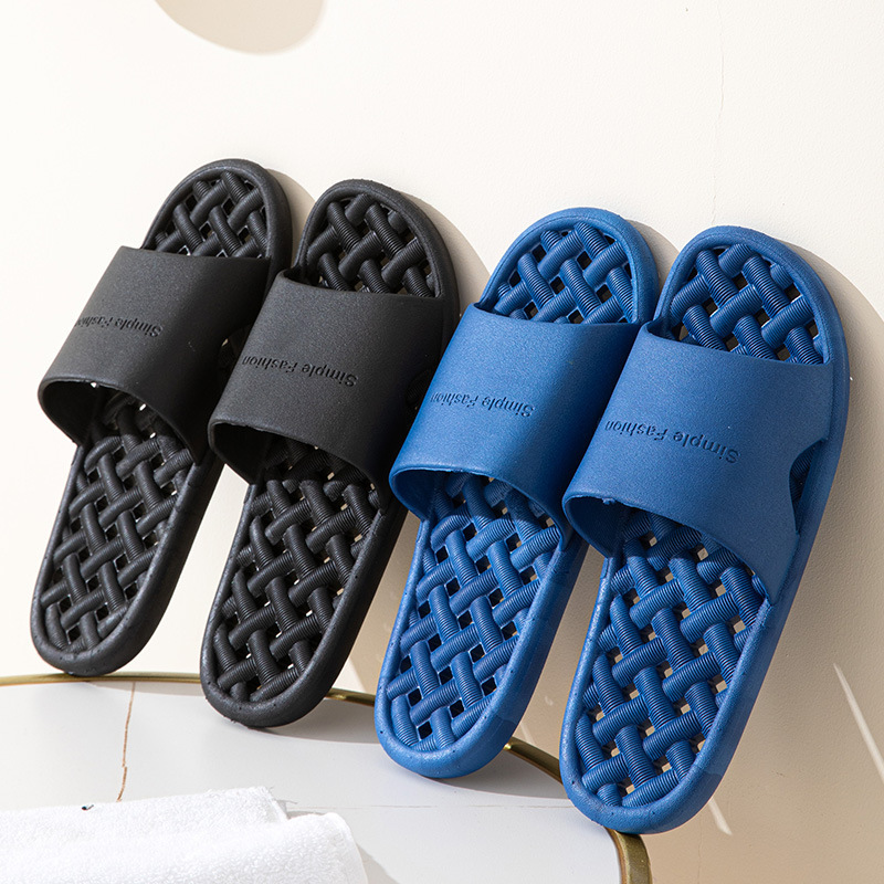 Factory wholesale bathroom bath slippers men's indoor leaking non-slip plastic Hotel hotel slippers women's summer