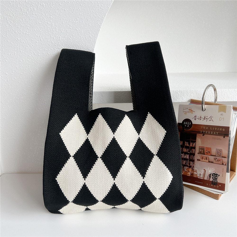 Women's Small Knit Geometric Vintage Style Open Handbag display picture 25