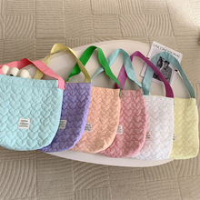 38241 ins新款撞色单肩书包学生女实用大容量妈咪包绗缝单肩包女