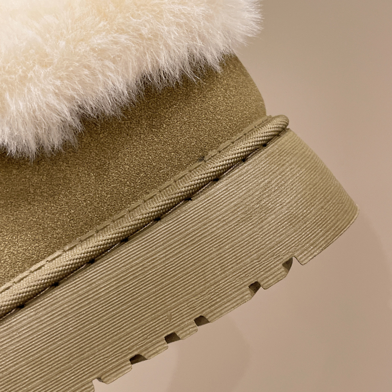 Snow boots women's new winter thick soles short cylinder thick slip-on lazy light cotton shoes_voghion.com