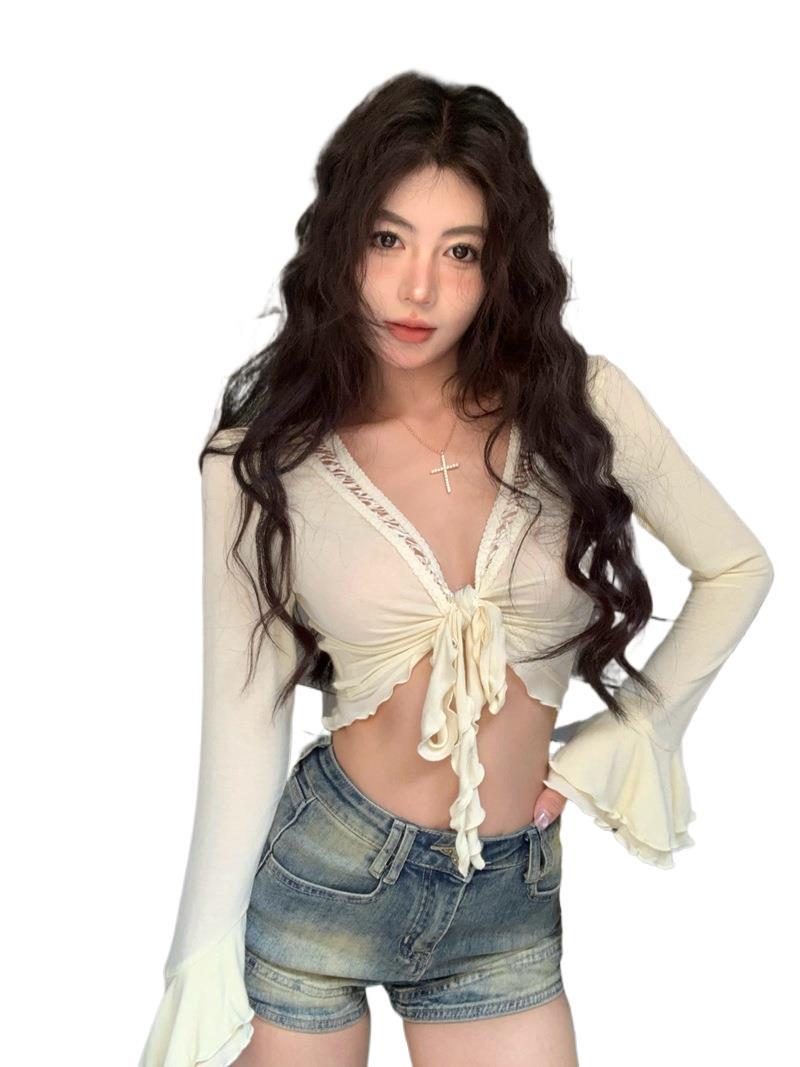 Cute cardigan, belt