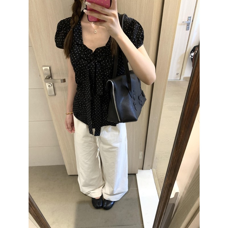 法式复古波点蝴蝶结短袖衬衫女夏季设计感小众修身显瘦泡泡袖上衣|undefined