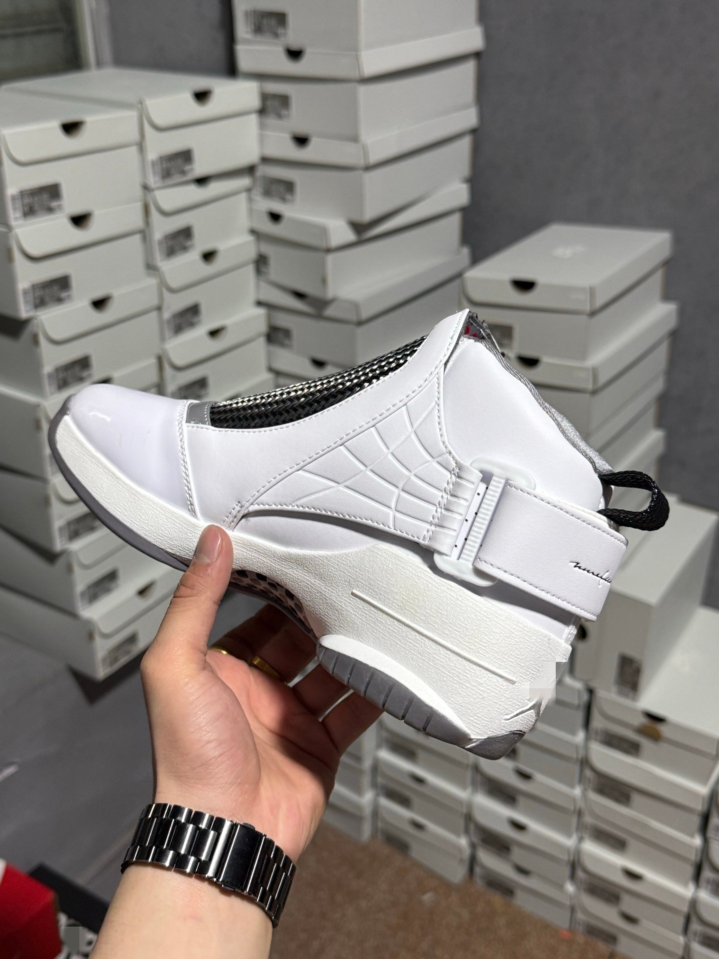 Zapatos Pitian aj19 zapatos de baloncesto de hombre botón negro rojo gris fresco alta almohadilla de aire zapatos clásicos de mujer zapatos deportivos blancos y negros