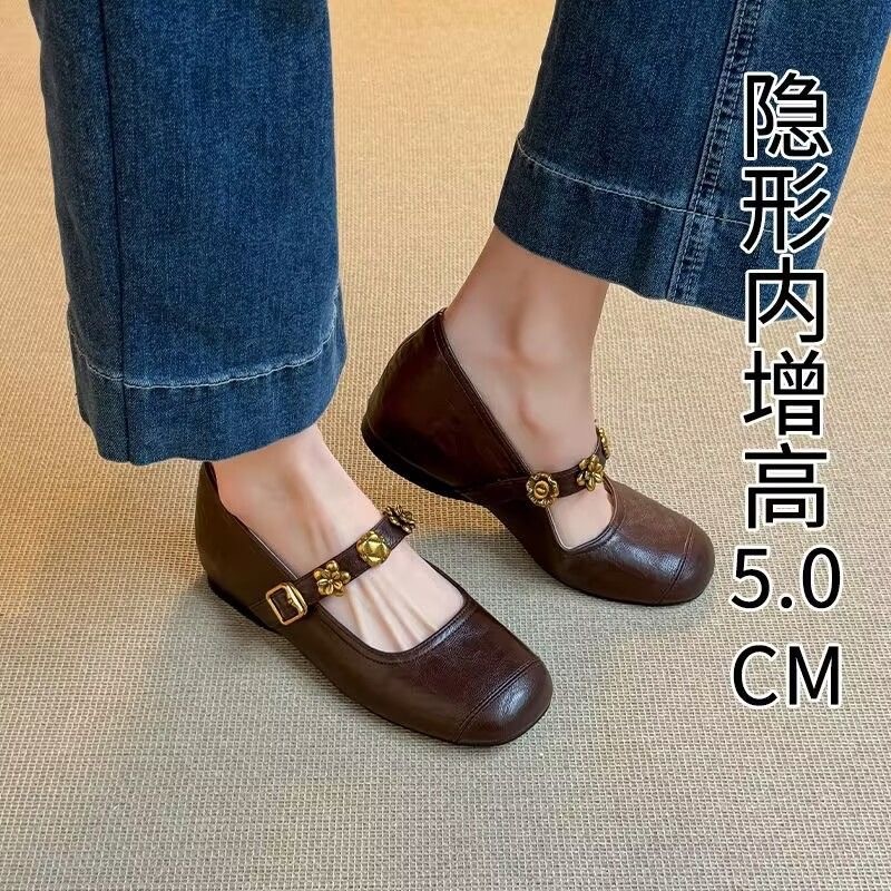 Zapatos de cuero de altura interna 2026 primavera nuevo estilo una cabeza cuadrada superficial Mary Zhen zapatos de primavera de mujer zapatos franceses