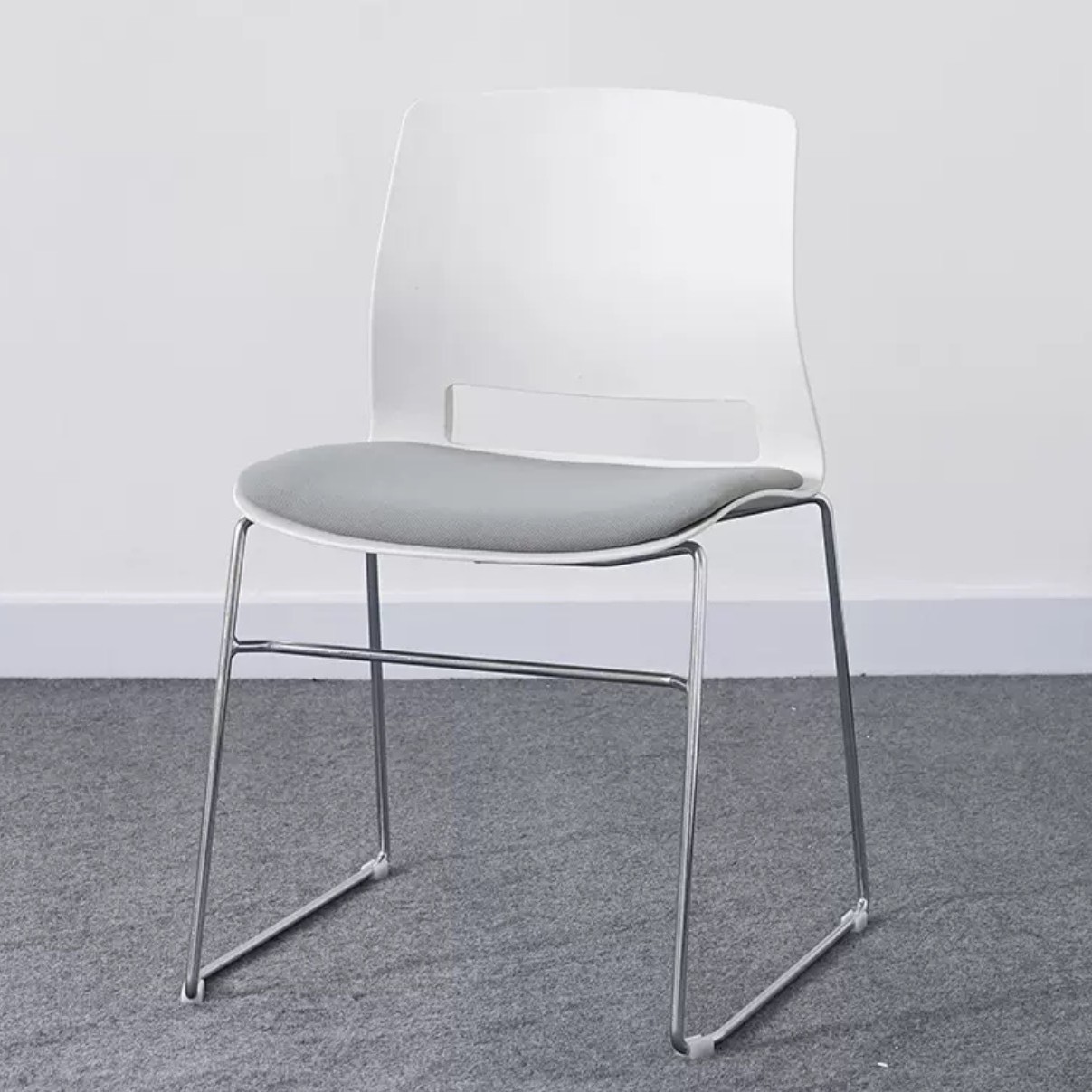 흰색 싱글 의자 + 회색 소프트 시트