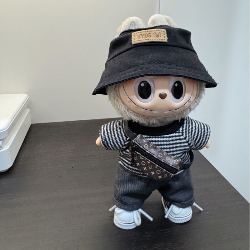 (Sweater Set) Labubu Doll Clothes Affordable 17cm Striped Sweater Fisherman Hat Dress-Up Clothes Casual Matching