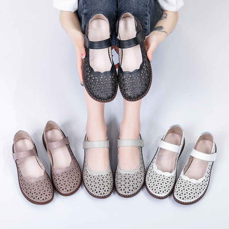 [First layer of cowhide] women's leather sandals summer new hole shoes 2022 mother shoes soft soled women's shoes non-slip