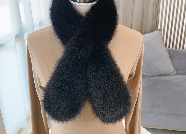 Women's Sweet Solid Color Imitation Fur Scarf display picture 4