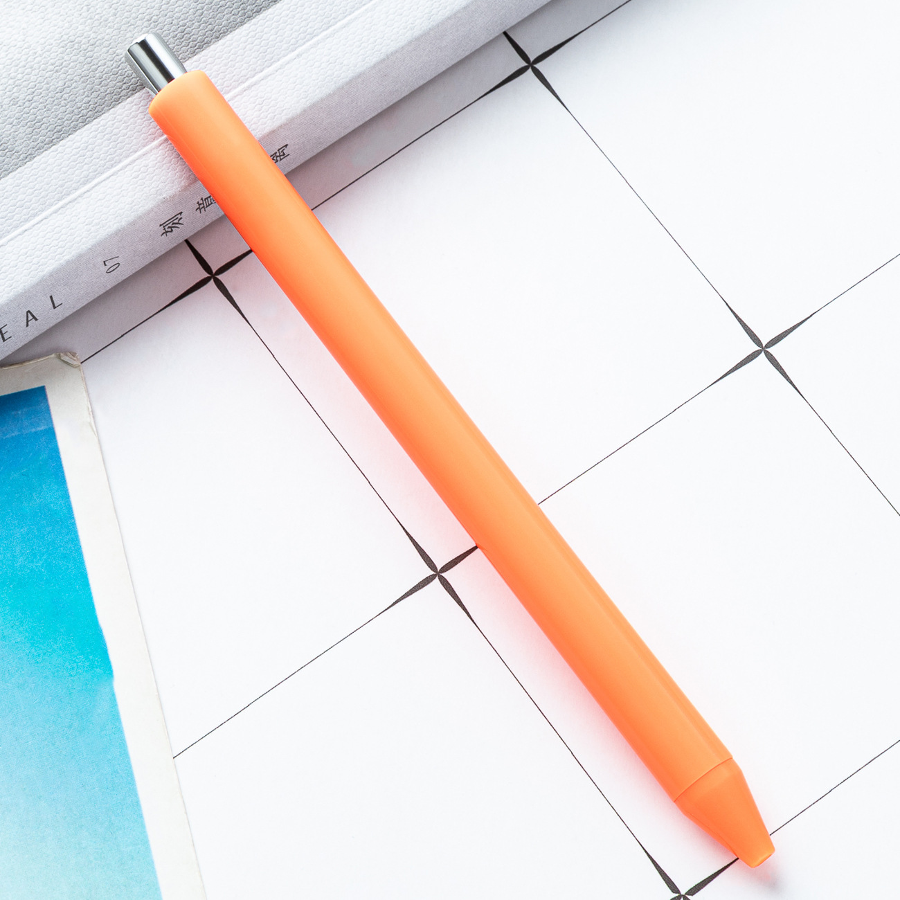 Bolígrafo de plástico imprimible logotipo promocional publicidad publicitaria bolígrafo de regalo simple macarón pequeño bolígrafo fresco