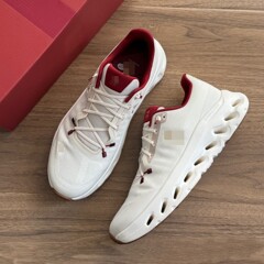 連名金On走cloud tilt蛇年男女通気減震アウトドアファッションレジャースポーツランニングシューズ