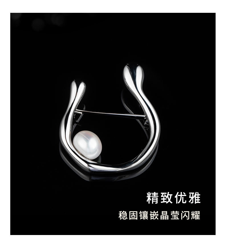 时尚轻奢风几何形胸针小众高级感淡水珍珠胸花新品个性