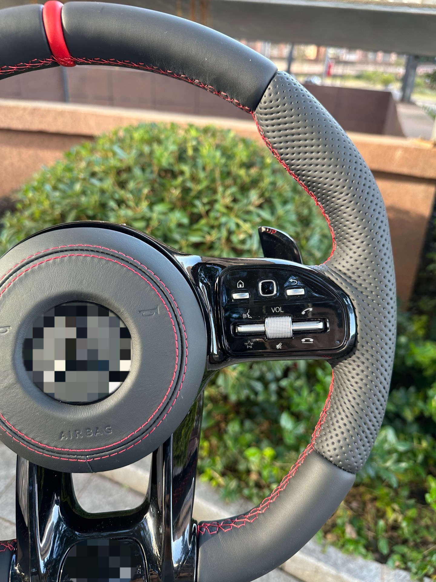 Mercedes-Benz W204 W205 modified 809 steering wheel, modified AMG assembly, carbon fiber version, pure leather version, cross-border supply