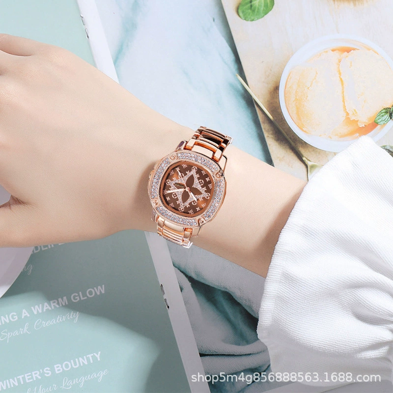 Quality universal trend fashionable sophisticated swiss watch, four-leaf clover, light luxury style, simple and elegant design