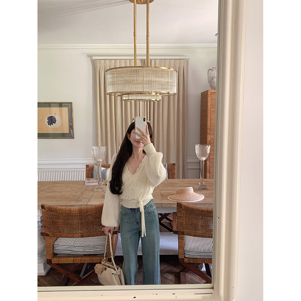 Golden Mushroom Girly Guide to Early Spring Light Spring Style…