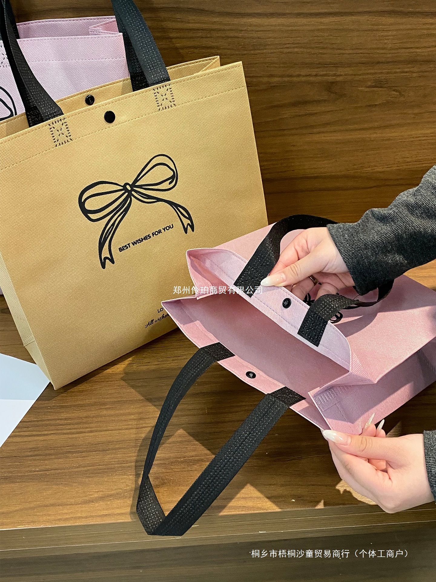 无纺布服装店手提袋女装礼品包装礼袋购物袋子衣服打包带批发特质