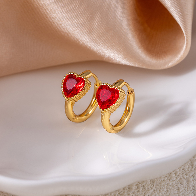 Red earrings with zircon