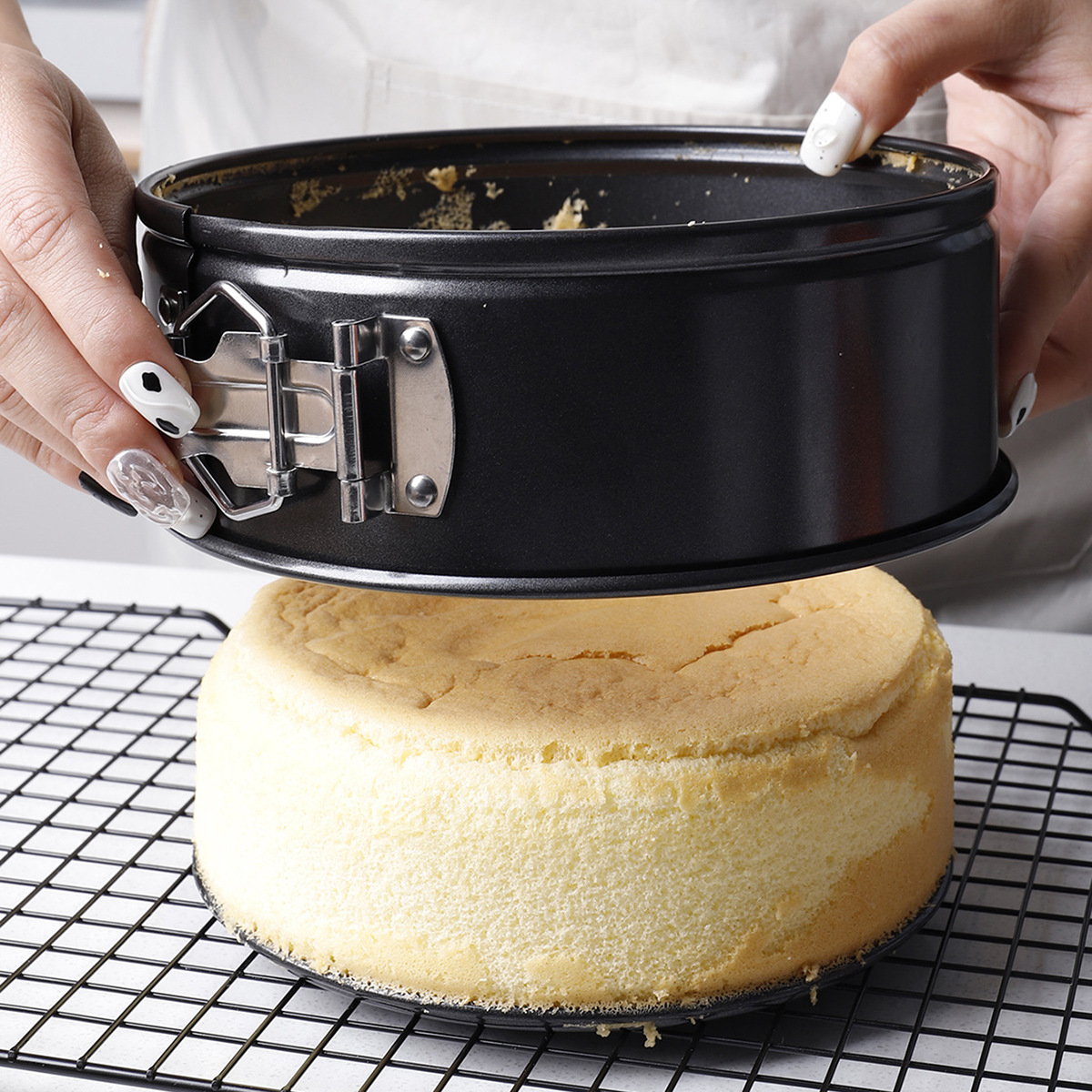 Molde redondo antiadherente con base extraíble y cierre para pasteles, chiffon, mousse, tarta, pan y donas.