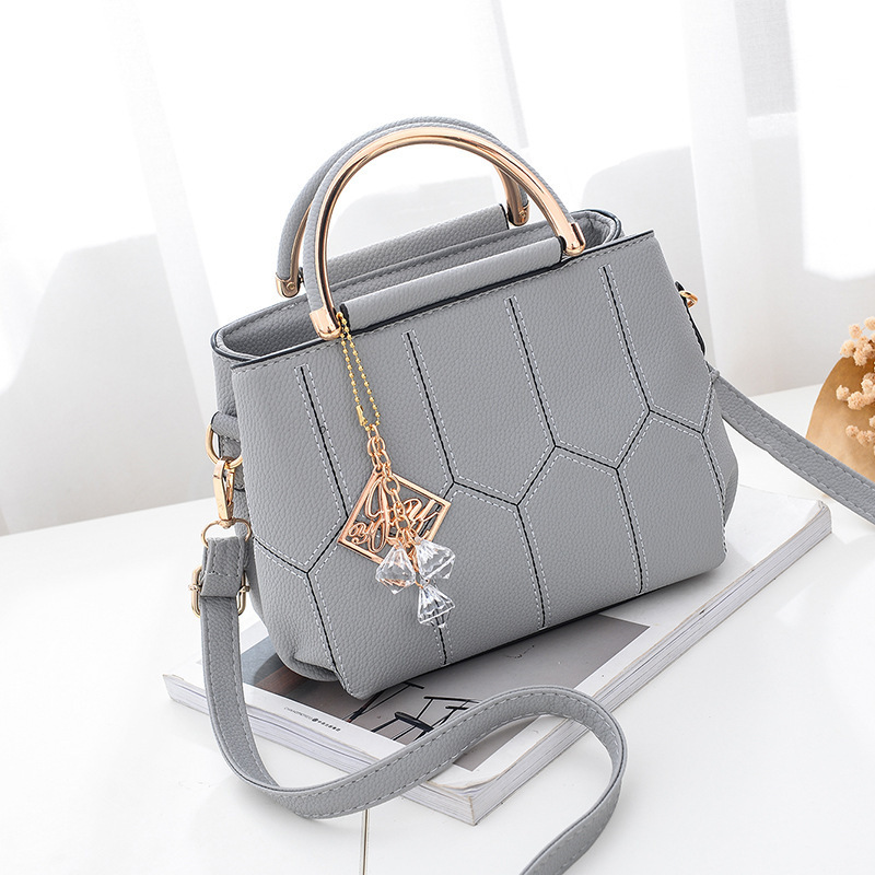 Winter handbag 2024 new fashion large-capacity bag middle-aged mother bag versatile single shoulder crossbody bag women's bag_voghion.com