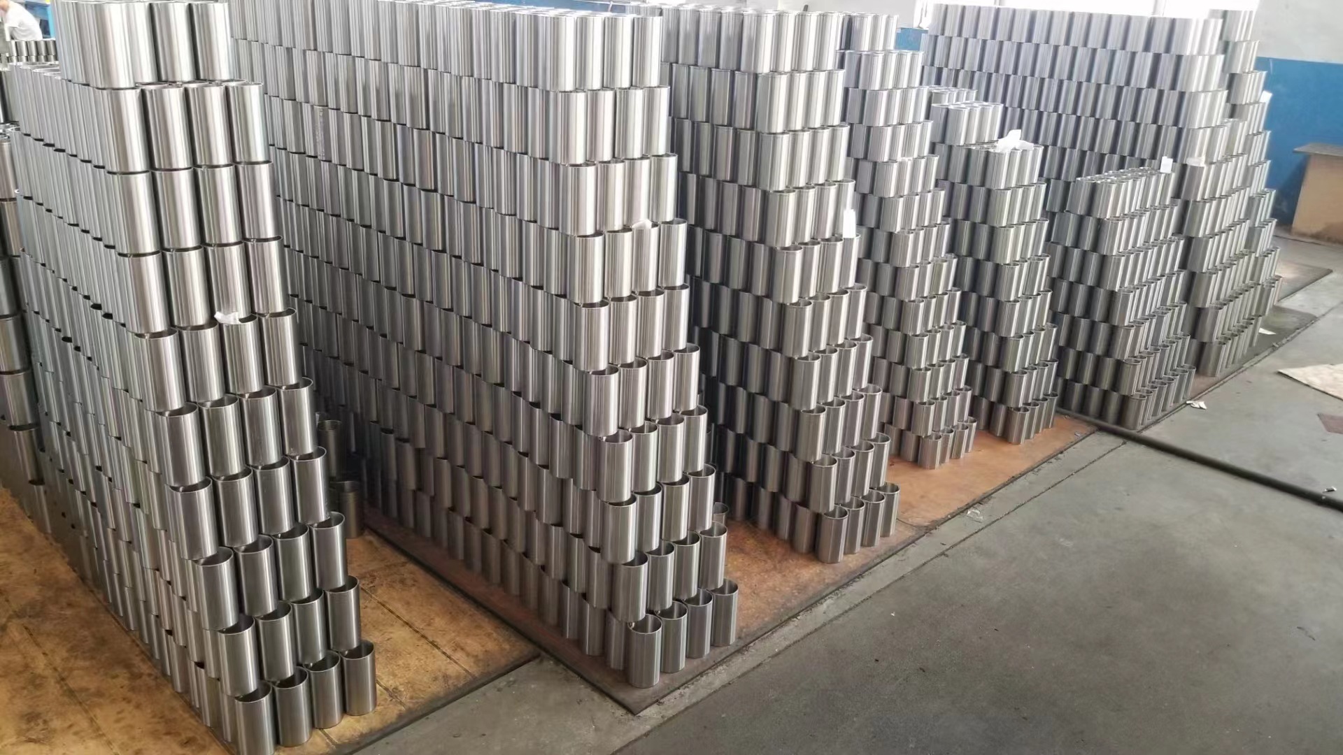 Cylinder Liners, Centrifugally Cast Burr Cylinder Liners, Various Engine Cylinder Liners