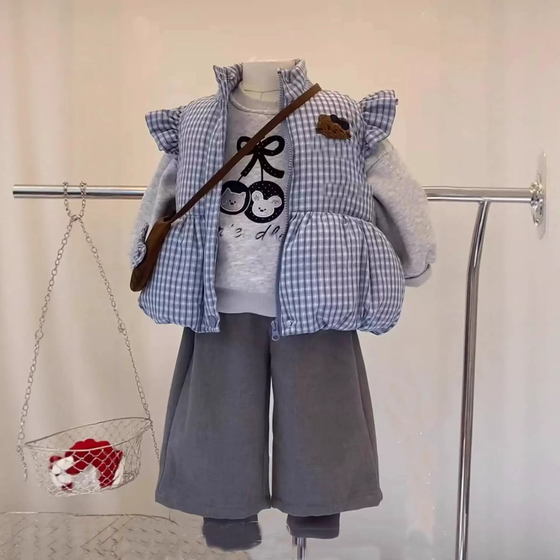 儿童格子马甲外穿25冬季小童羽绒棉外套宝宝夹棉背心女童棉服上衣