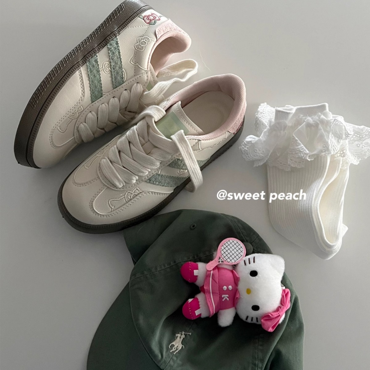 Cute Kitty Gato zapatos blancos para mujeres 2026 verano nuevo skate de verano nicho universal zapatos deportivos casuales