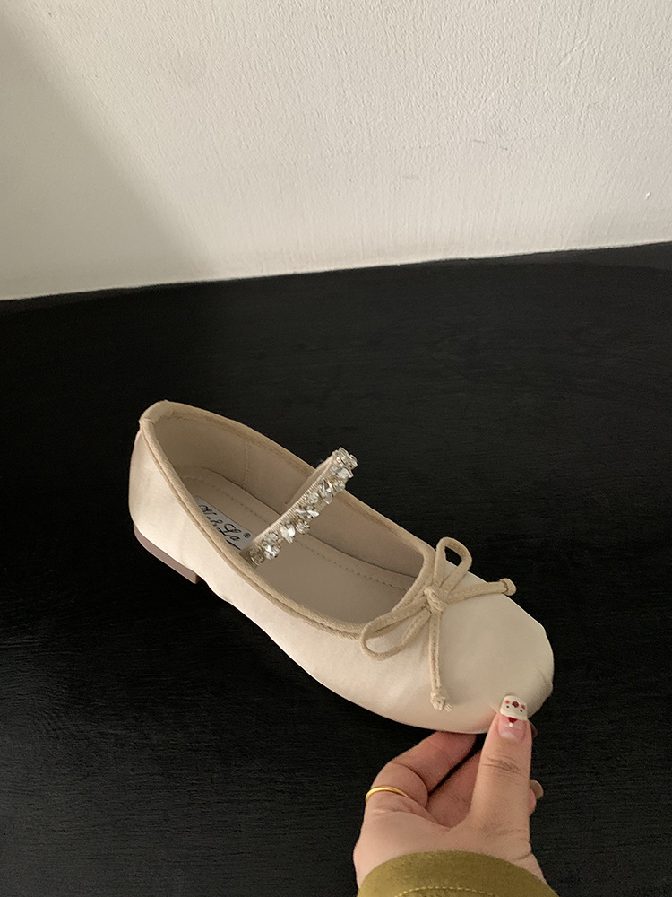 Zapatos de brisa tardía de diamante francés con una sola línea de zapatos de ballet plana de primavera nuevos zapatos de mujer suaves