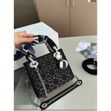 镶钻mini戴妃包手提斜挎小包2025新款宴会包菱格时尚水钻闪闪包女